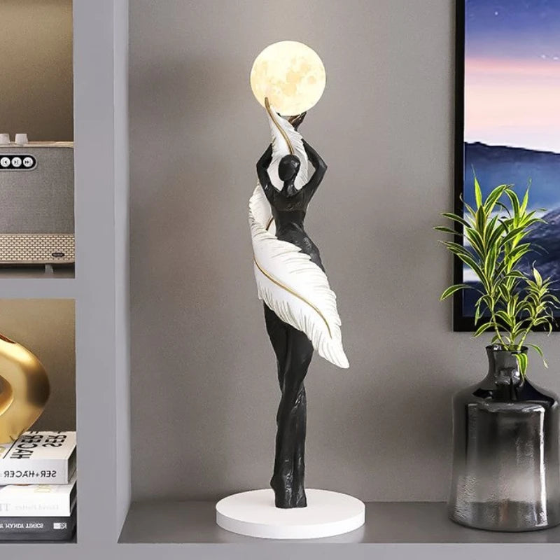 Figurines Modernes Élégantes