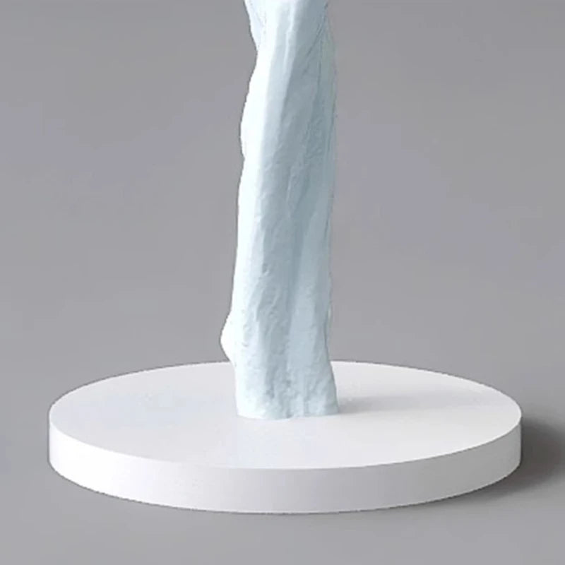 Figurines Modernes Élégantes