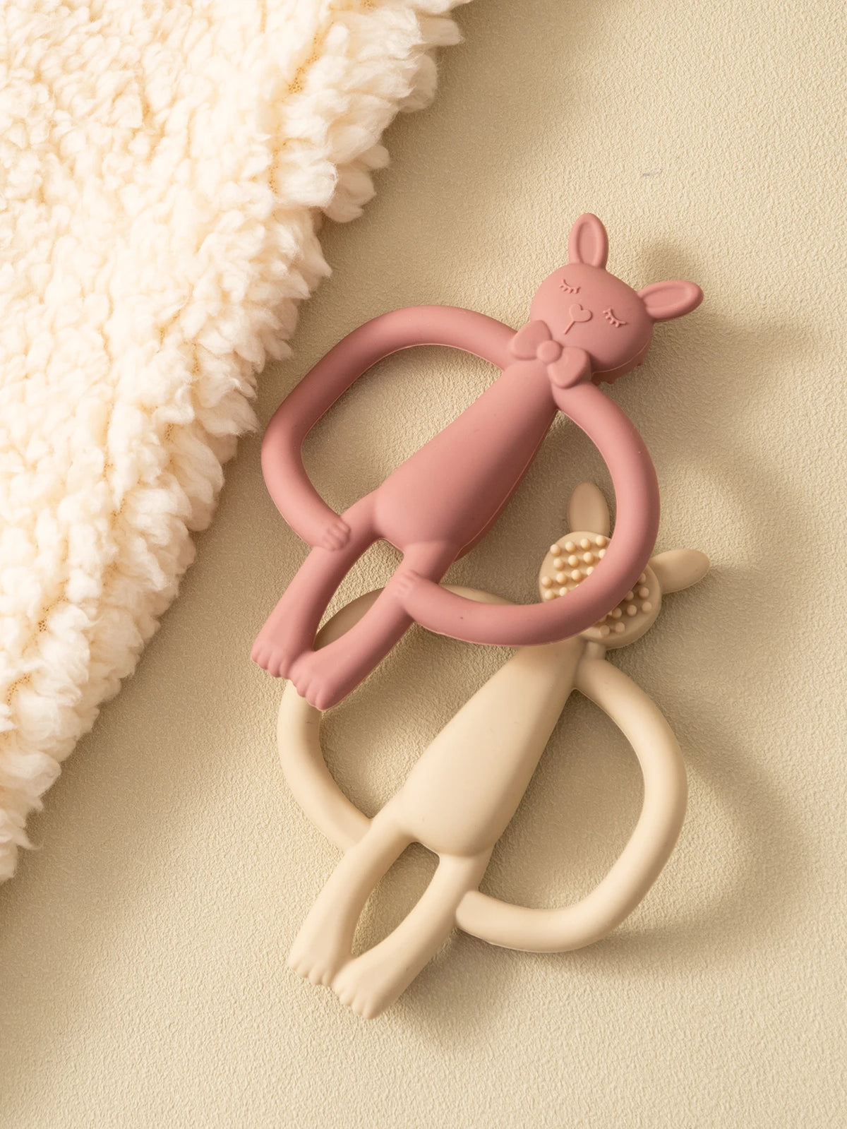 Color Kids 1PCS Silicone Teether Toys Baby Nursing Teether Gifts Newborn Cartoon Rabbit Teether Toys Teething Infant Chewing Toy